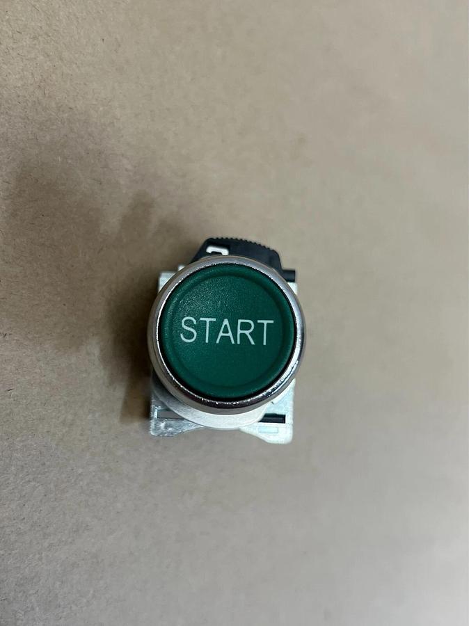 Used Allen Bradley 800F-X10 Series A Green Start Button