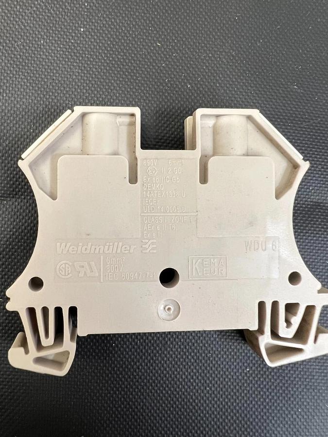 Used Weidmüller IEC 60947-7-1 Terminal Block 6mm ^2, 800V - Lot of 10