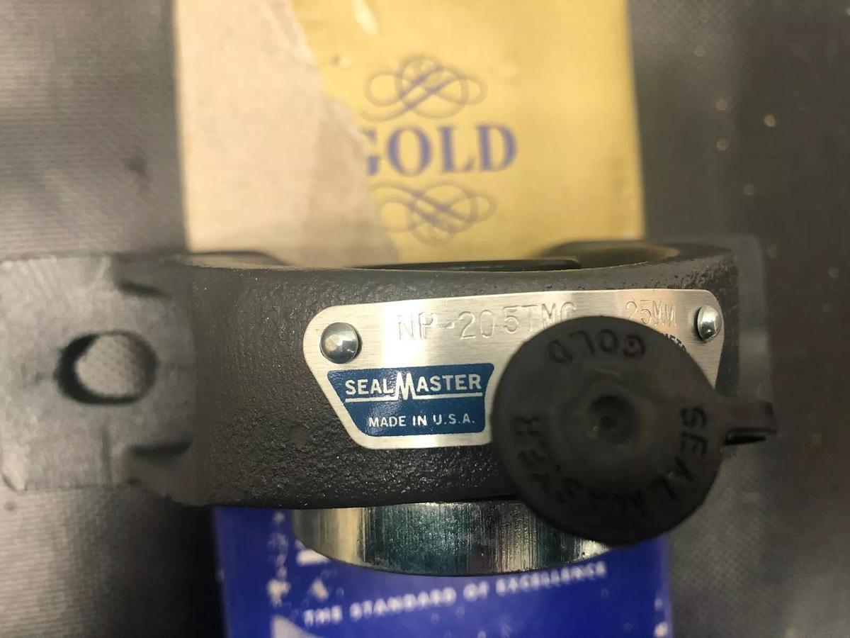 Used Seal Master NP-205TMC Pillow Block Bearing