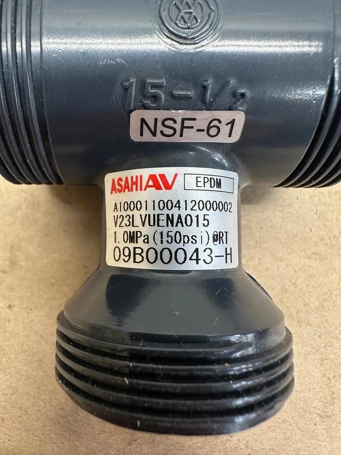 Used ASAHI 09B00043-H 3-Way Ball Valve *NEW*
