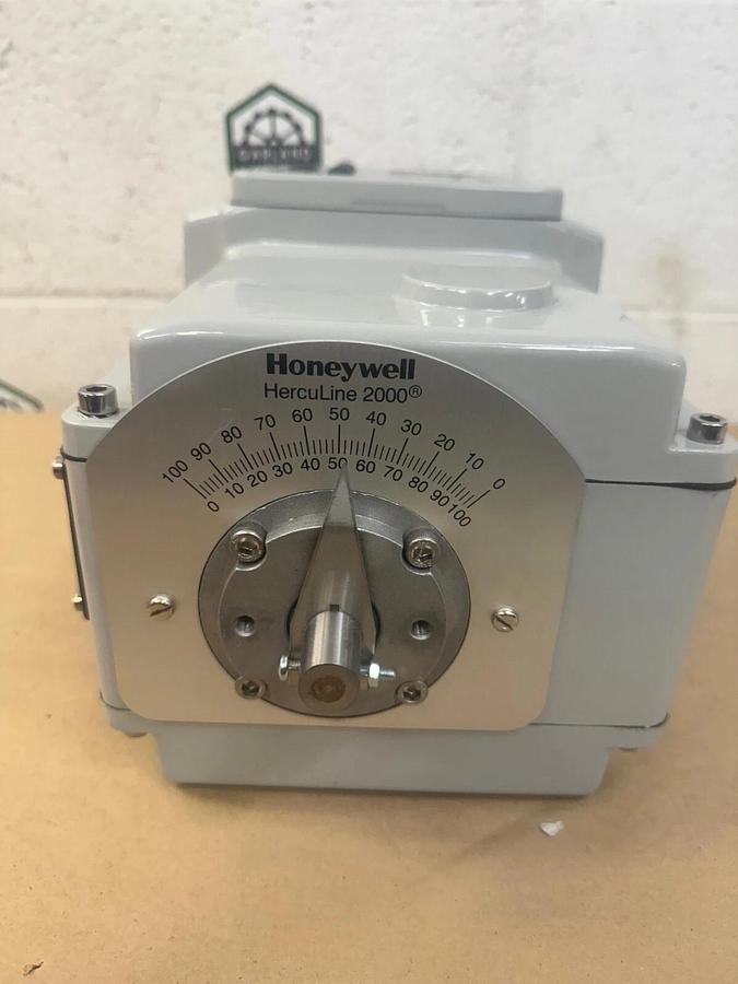 Used Honeywell 2002-400-090-126-300-20-1000000-1-1-00 Electric Valve Actuator 120V