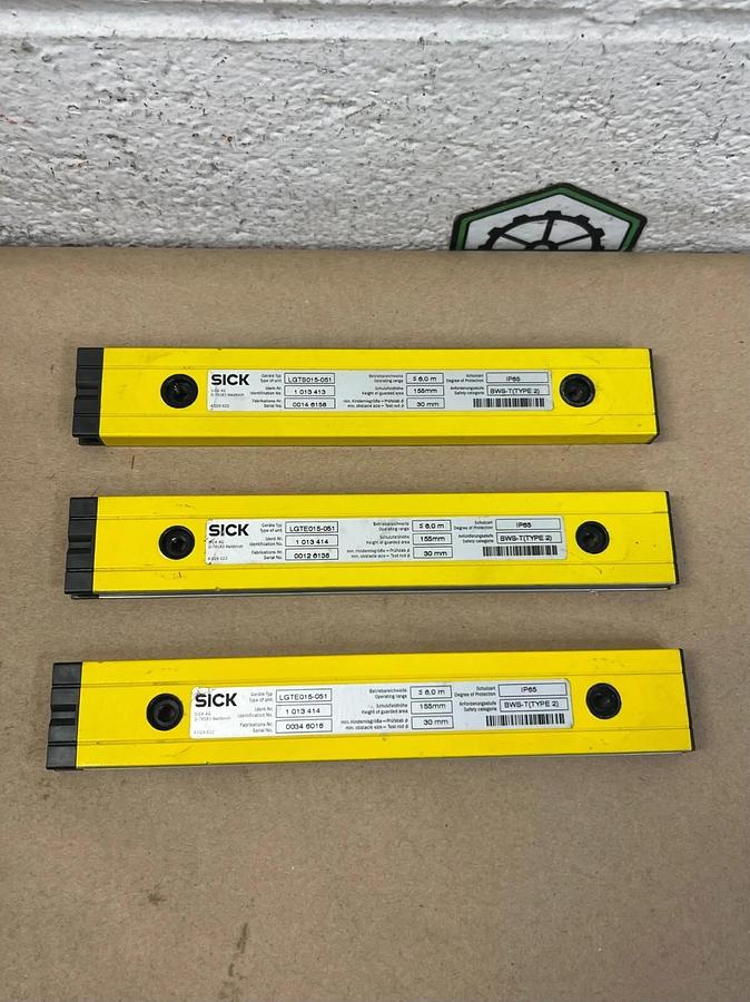 Used SICK LGTS015-051 Safety Light Curtain - Lot of 3