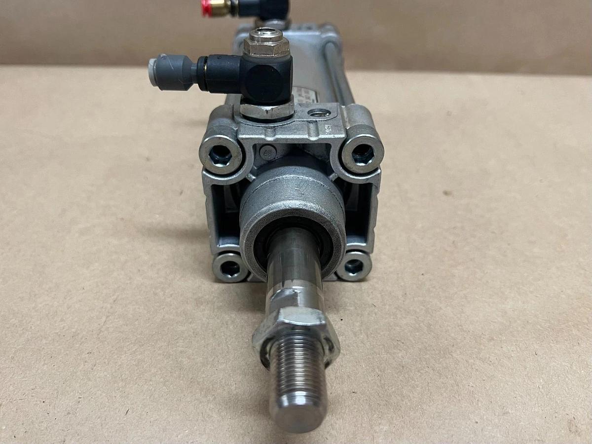 Used Bosch 0 822 343 003 Double-Acting Pneumatic Tie-Rod Cylinder