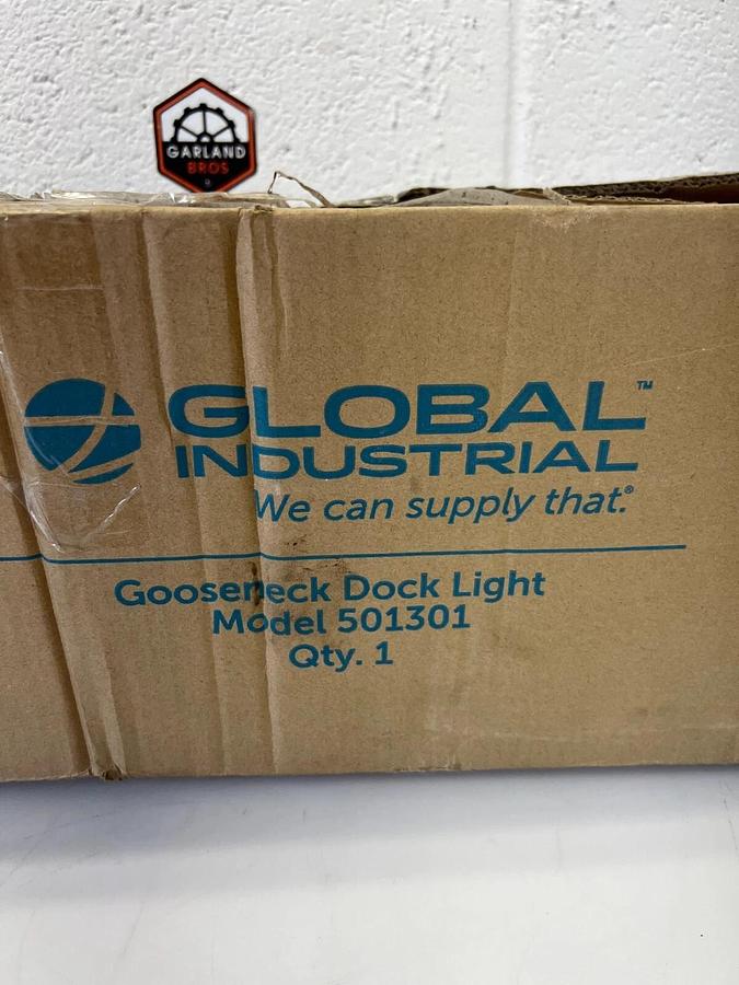Used Global Industrial 501301 Gooseneck Dock Light Stainless Steel Arm