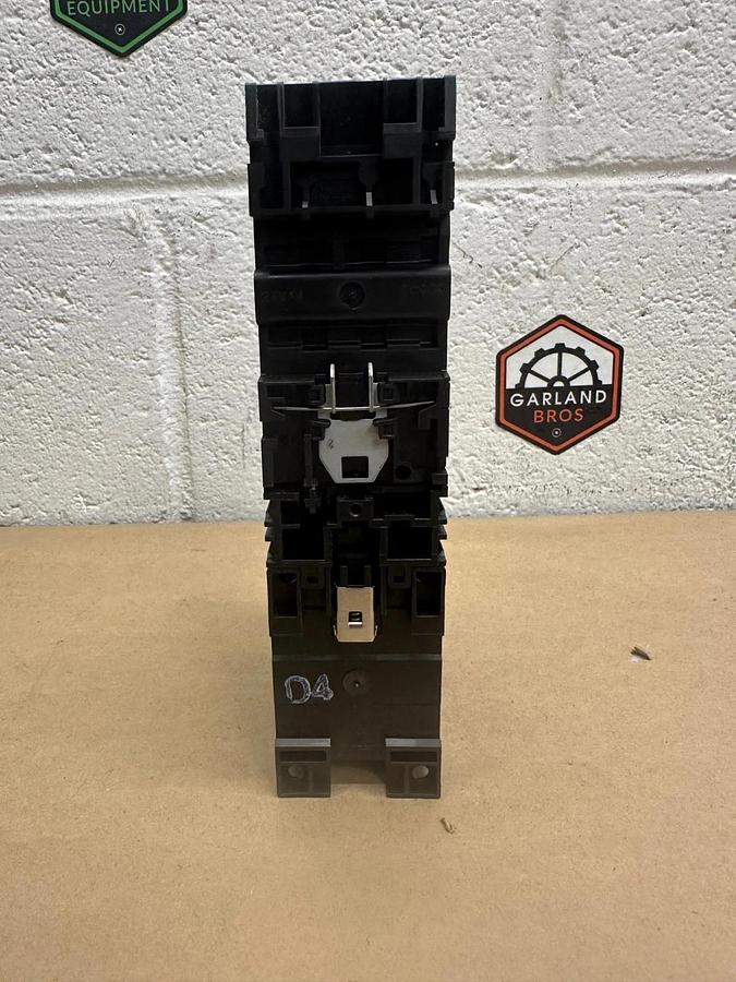 Used Eaton XTSC010BBA Combination Motor Controller *NEW*