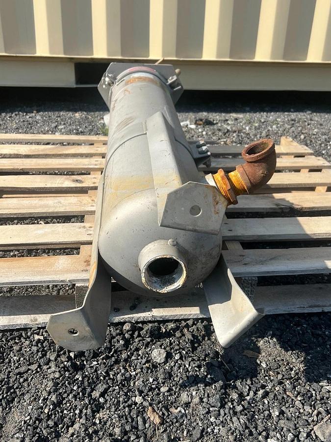 Used FST Filter Housing 150 PSI