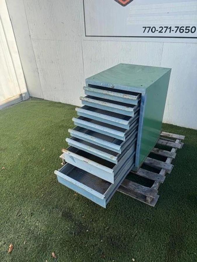 Used Industrial Tool Cabinet 8-Drawer (No Key) W: 22-1/4” H: 27” D: 33-3/4”