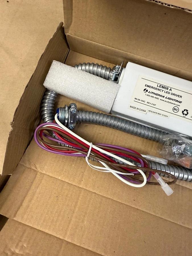 Used Lithonia Lighting LEM08 A , LED 8W Emergency Driver, Dual Flexible Conduit