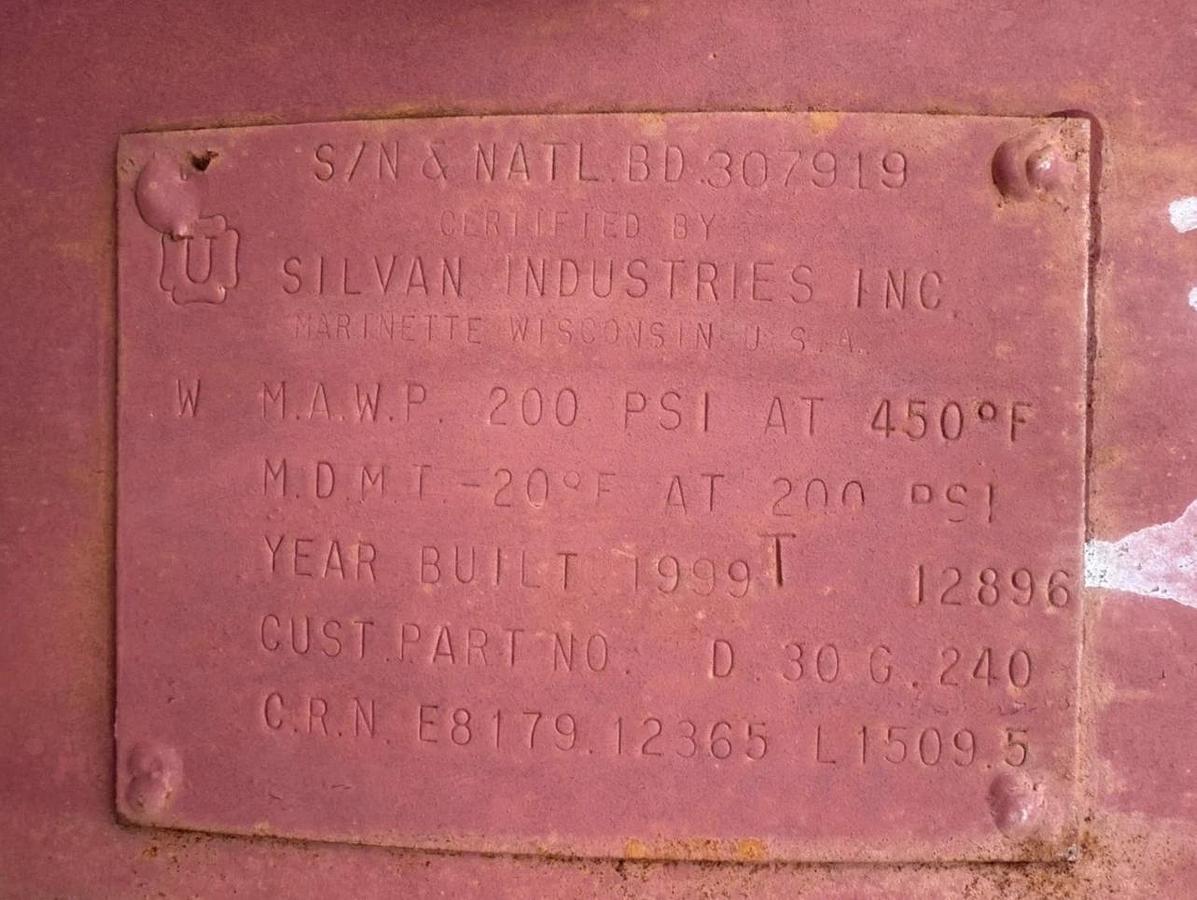 Used Silvan Industries Pressure Tank MAWP 200PSI@450°F, MDMT -20°F@200PSI 350 Gal
