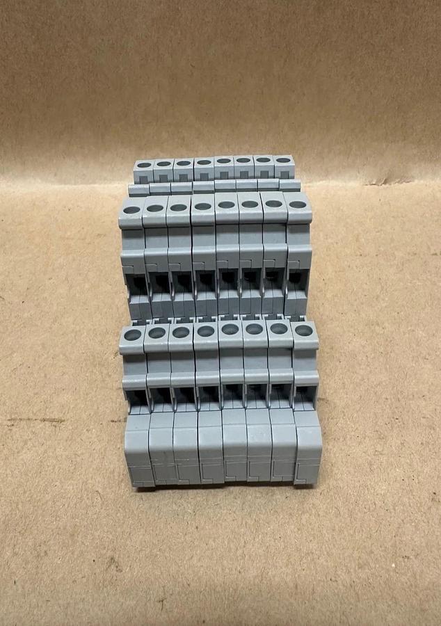 Used Phoenix Contact UT 4-L/L Multi-Level Terminal Block - Lot of 8