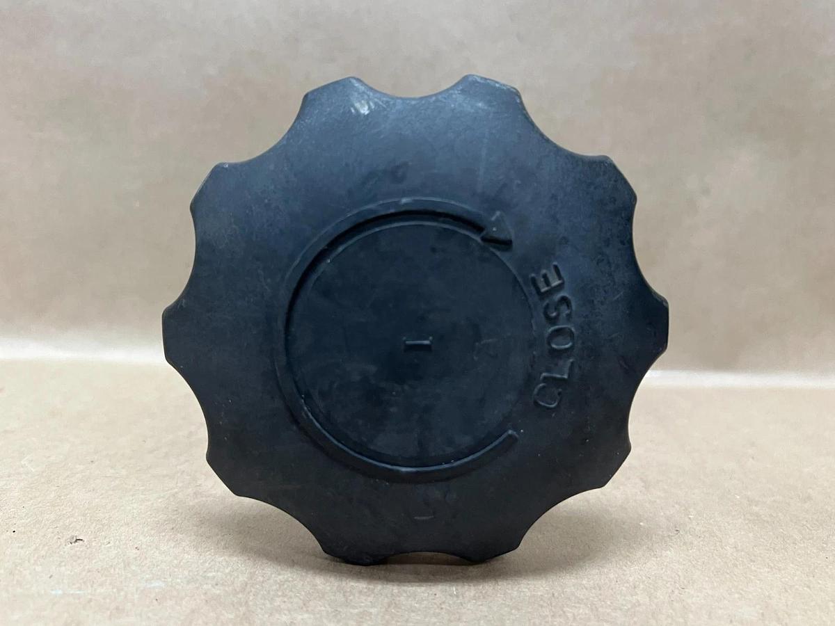 Used Topline 17574 (DN40) 1-1/2", 316L, CWP 150 Sanitary Tri-Clamp Diaphragm Valve