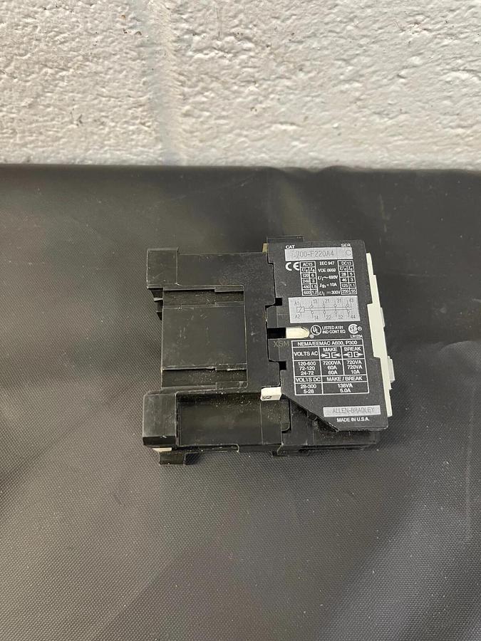 Used Allen Bradley 700-F220A4 Open Style Relay