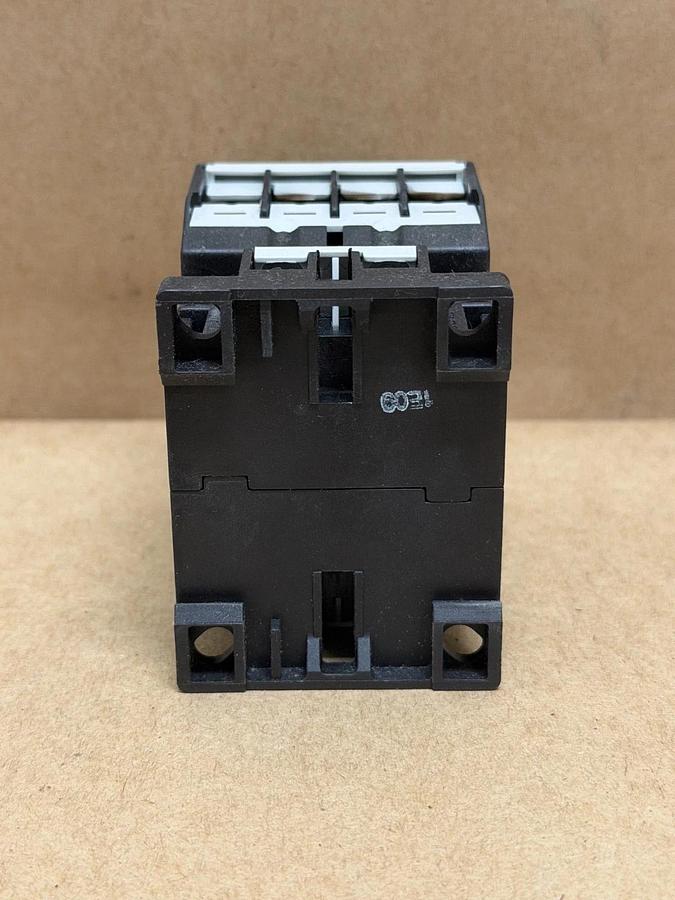 Used Benedikt & Jager K3-22A10 Contactor