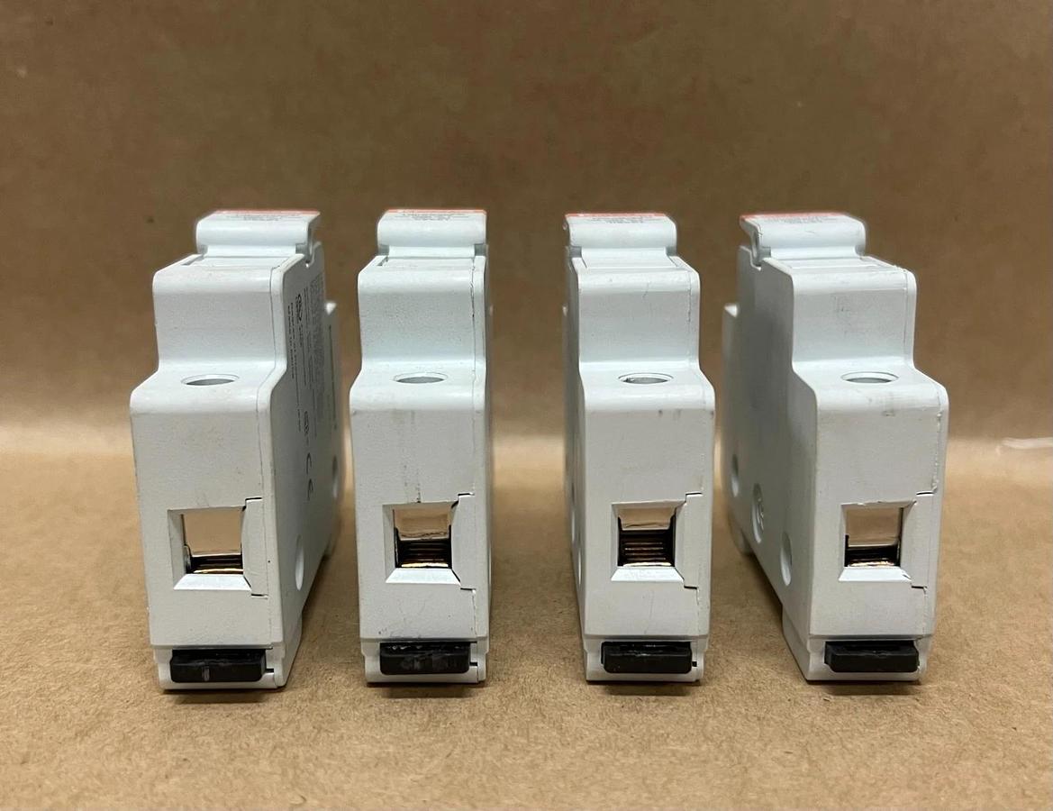 Used Ferraz Shawmut USCC1 UltraSafe 600V, 30A Fuse Holder - Lot of 4