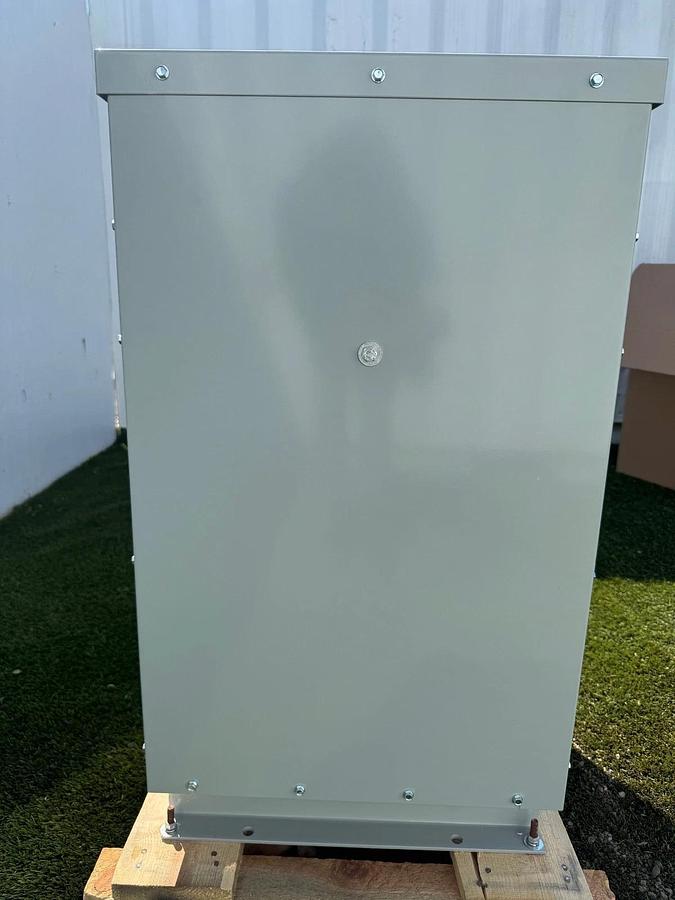 Used Eaton V48M28T4516 General Purpose Ventilated Transformer, 45kVA, V45DA001, 3 Ph