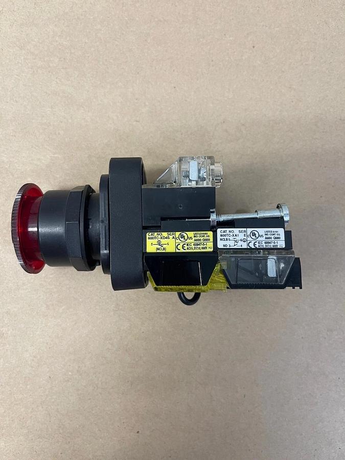 Used Allen Bradley 800HC-FRXTQH24RG22 Emergency Stop Pushbutton Ser F 24V