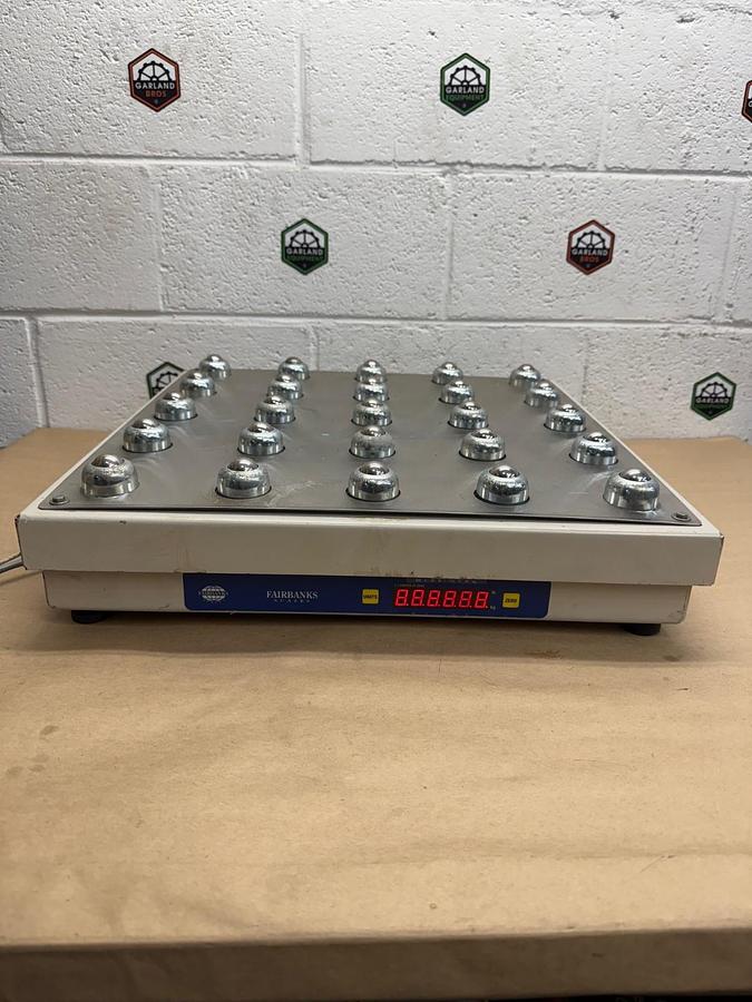 Used Fairbanks Scales 22562 Class II 250lb Capacity Roller Top Digital Shipping Scale