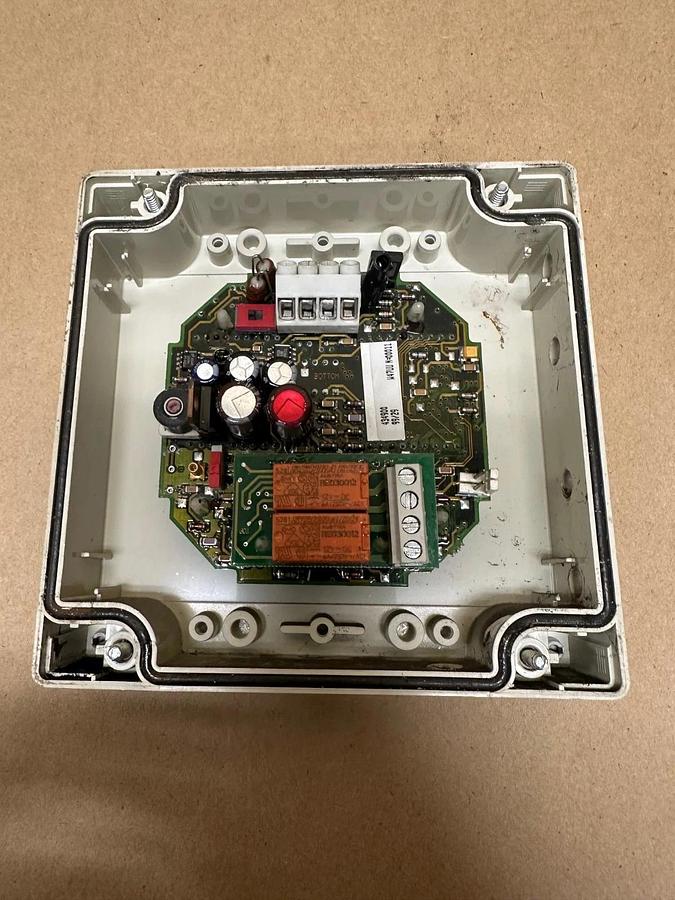 Used Burkert 8175 Easy Level Ultrasonic Level Transmitter