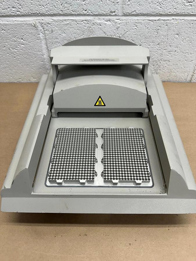 Used Applied Biosystems N8050400 Dual 384 Well Interchangeable Block Unit