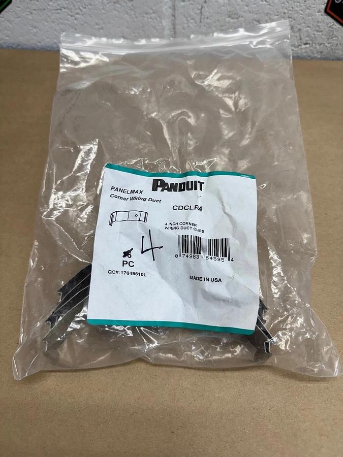 New - open box Panduit CDCLP4 Quick Mounting 4” Corner Wiring Duct (4 pcs) *NEW*
