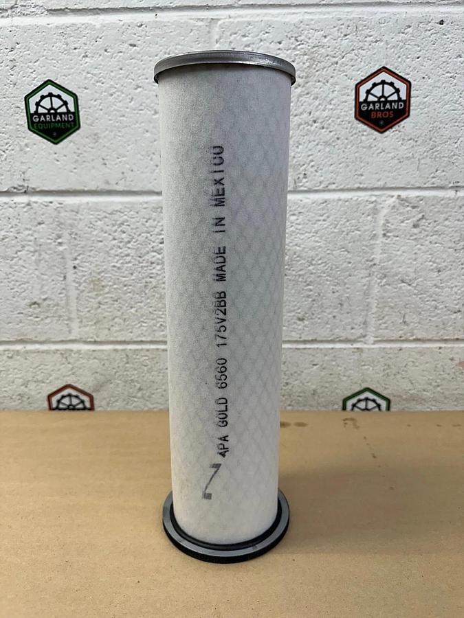 Used NAPA 6560 Gold Air Filter *NEW*