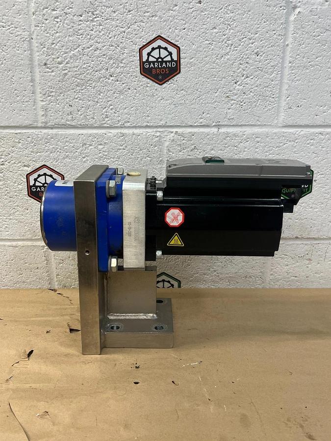 Used Schneider iSH100/30025 Servo Motor w/ Wittenstein LPB120 10:1 Gearbox