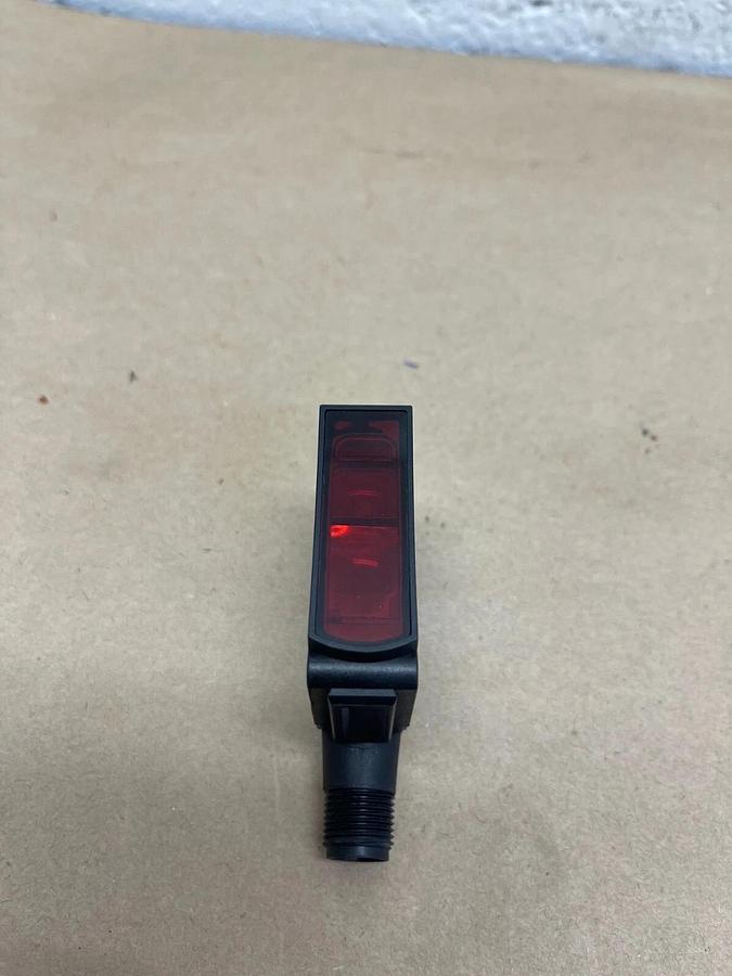 Used SICK WK11-2P2430 Photoelectric Sensor