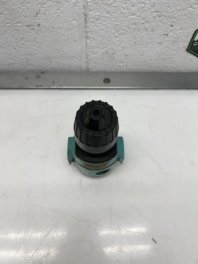 Used Wilkerson R16-02-000 Regulator