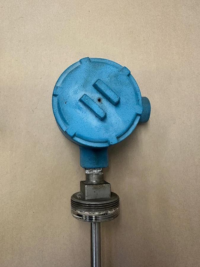 Used Gems Sensors Inc. XT-800 Float Sensor
