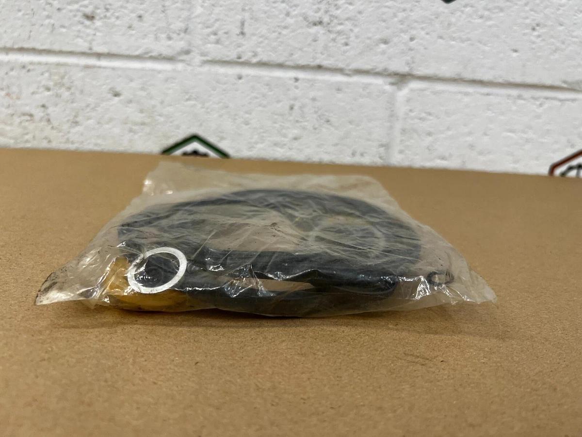 Used Cylinder Works 5AT-24CC Piston & Rod Kit