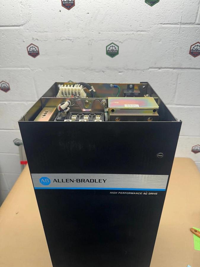 Allen Bradley 1392-A150-RE-MC-B-F2-D1-F4 High Performance AC Drive, Series B