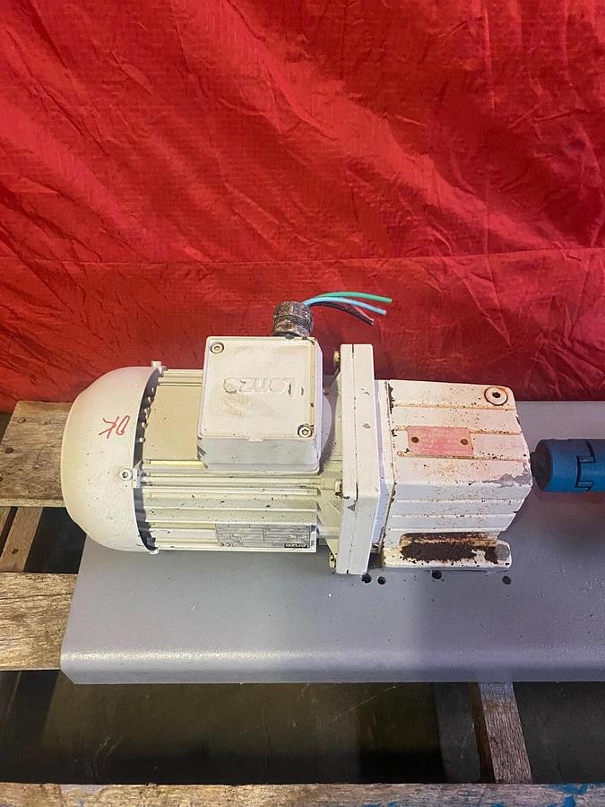 Used Centrifugal Motor Pump w/ Lenze 0.55 kW (0.75 HP), 1695 RPM, 3 Phase AC Motor