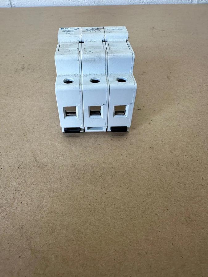 Used Ferraz Shawmut USCC3 3 Pole Ultrasafe, 600V 30A