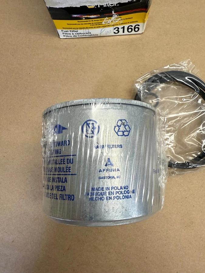 Used NAPA 3166 Gold Filter, Fuel Filter, Maximum Heavy Duty Protection *NEW*