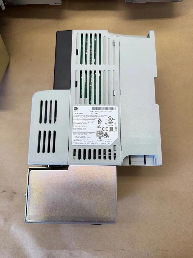 Used Allen-Bradley 22B-D010N104 Ser A PowerFlex 40, with 22-JBCB Conversion Kit Box