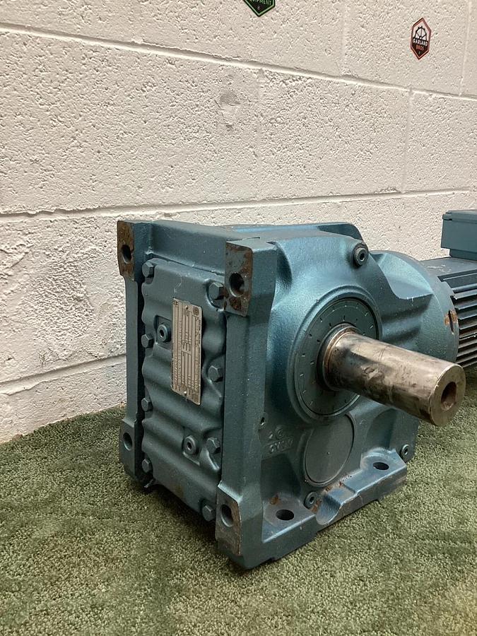 Used SEW-Eurodrive K77DY90LBTH Motor/Gearbox