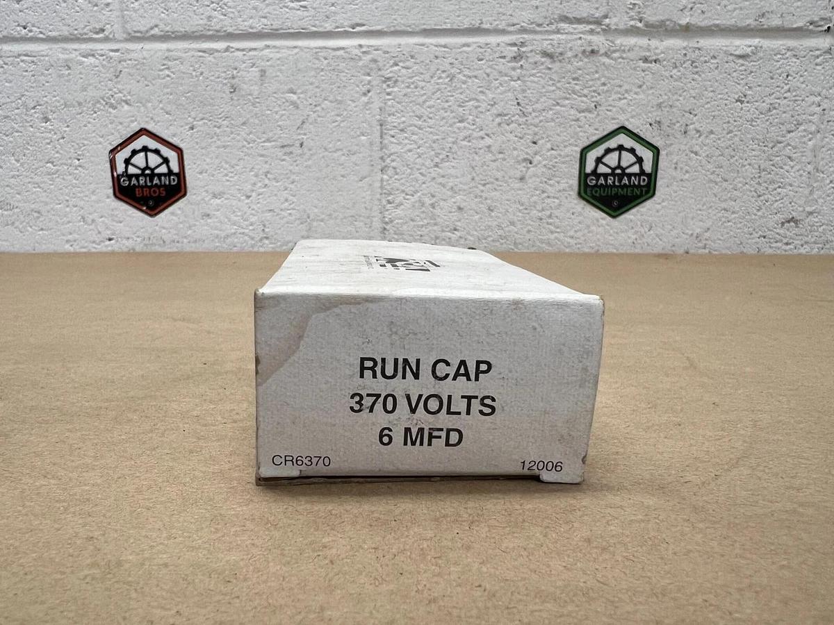 Used Amrad Engineering 6 MFD 370V, 50-60Hz ,Run Cap V2000/37-605