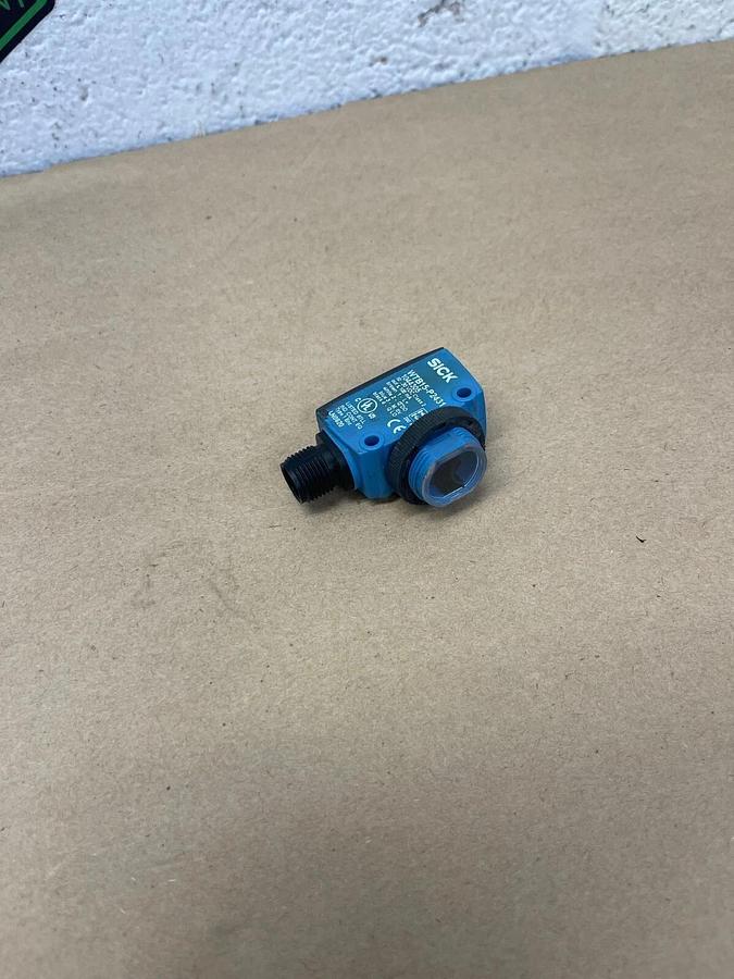 Used SICK WTB15-P2431 Photoelectric Proximity Sensor