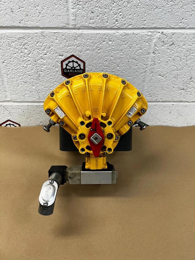 Used Kinetrol GU99NU Pneumatic Valve Actuator W/Bray Solenoid Type: 087.100