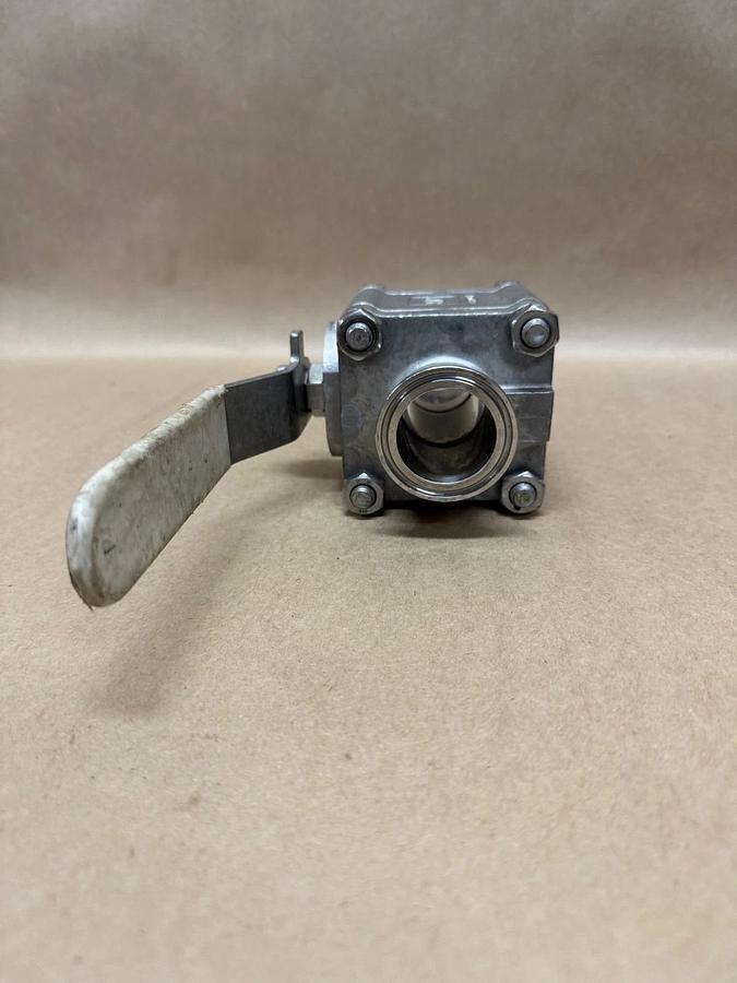 Used SVF 841L08 1-1/2” 316L CF3M Ball Valve
