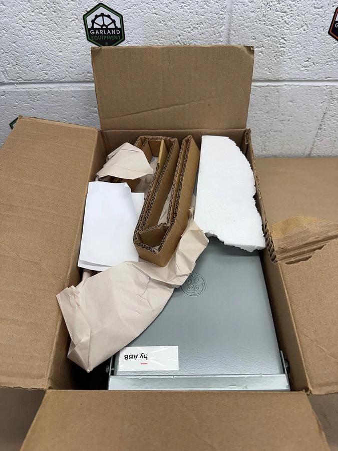 General Electric TC10323R Emergency Power Transfer Switch, 100A *NEW*