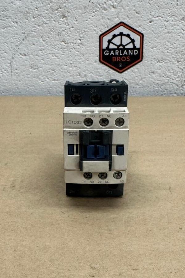 Used Schneider Electric LC1D32 Contactor
