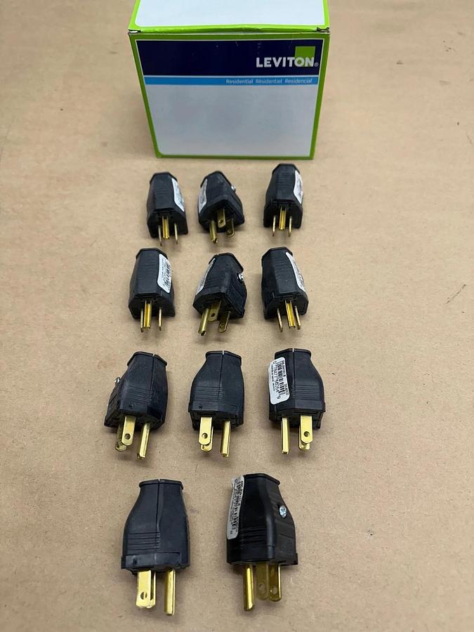 Used Leviton 3W101-E 2 Pole 3 Wire, Plug - Box of 11