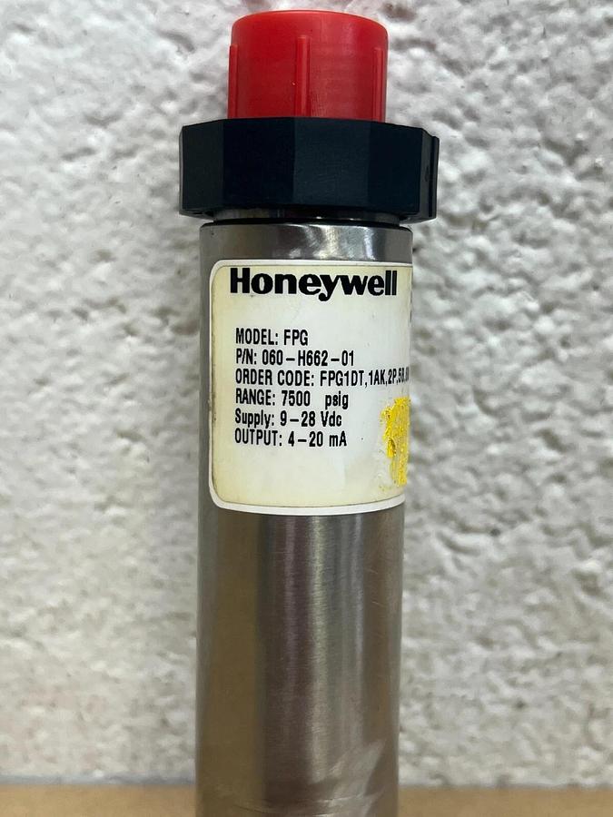 Used Honeywell FPG 060-H662-01 Pressure Transducer