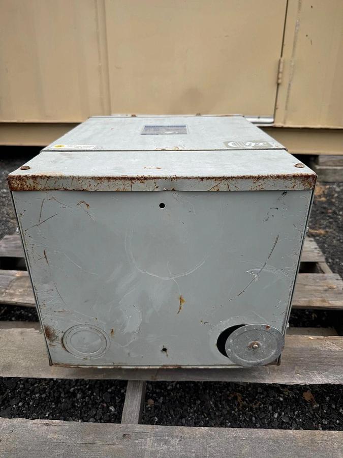 Used General Electric 9T21B9110 Transformer, 25 kVA, 456/468/480/492/504V, 1Ph, 60Hz