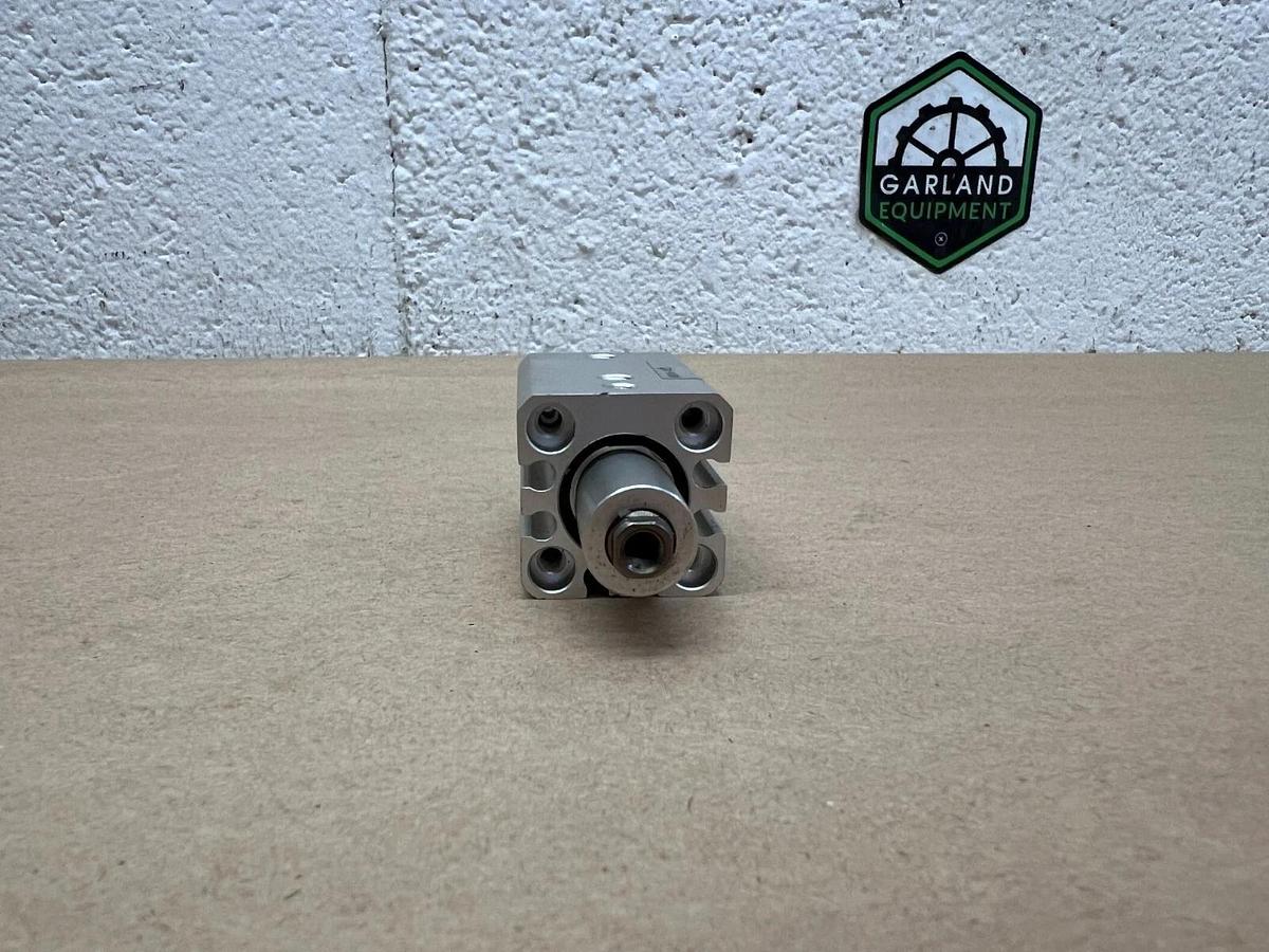 Used SMC MKB16-10LNZ-M9 Cylinder