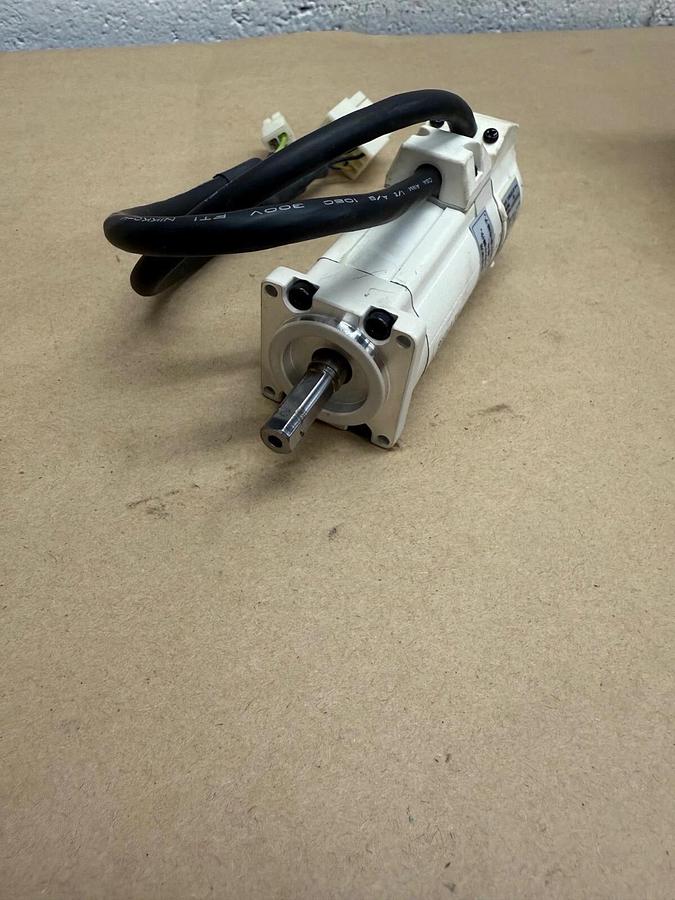 Panasonic MSMA012A1N AC Servo Motor MINAS