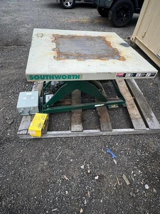 Used Southworth LS2-36 Backsaver Lift Table, 1 Ton Capacity, 1HP Motor @ 115/230V