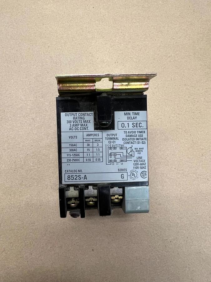 Allen Bradley 852S-C Solid State Timing Relay