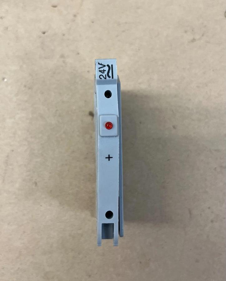 Used Connectwell CAFL4U, 500V Fusible Terminal Block - Lot of 4